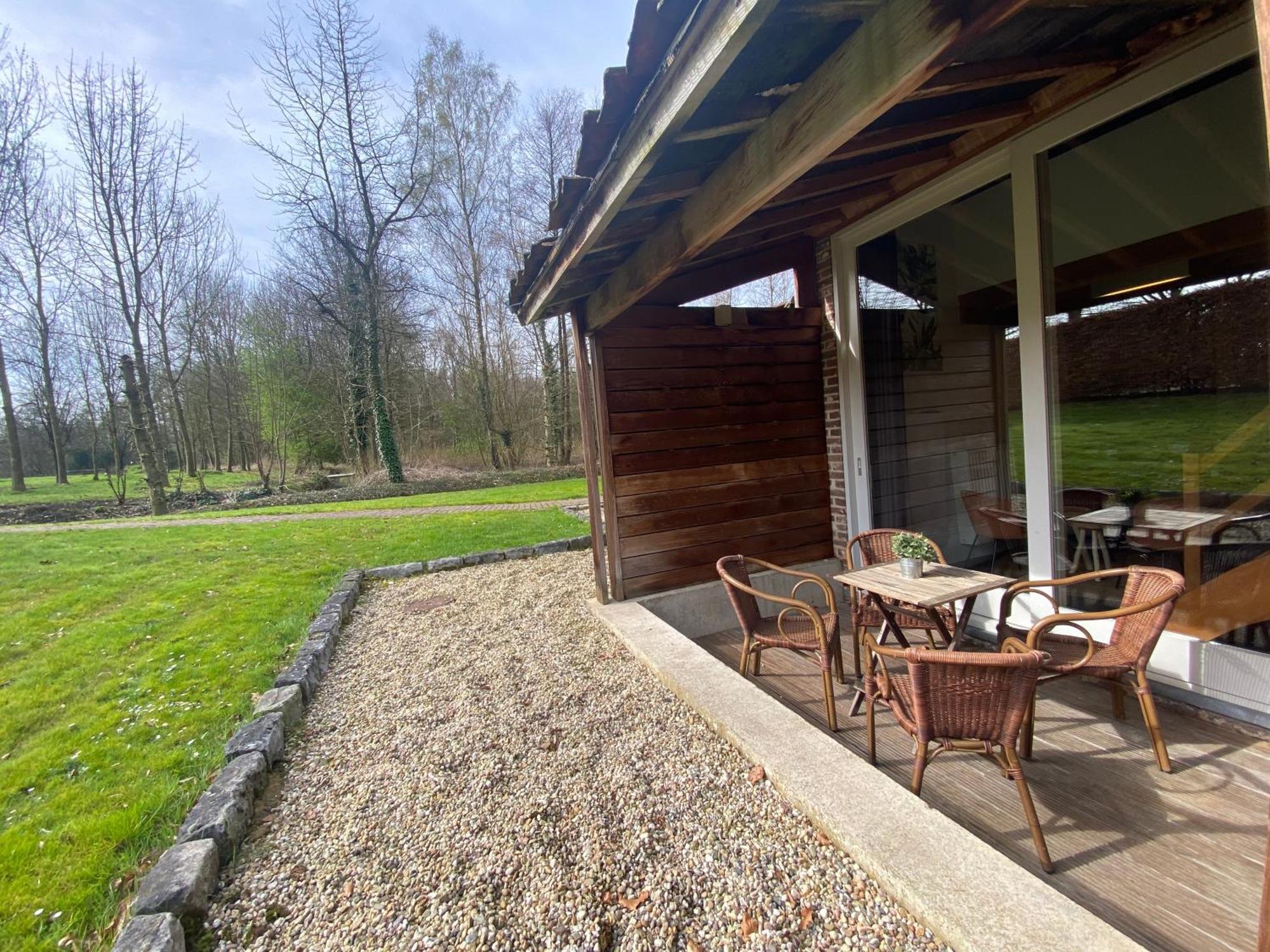 Landgoed De Hoogmolen Hotel Opglabbeek Bagian luar foto